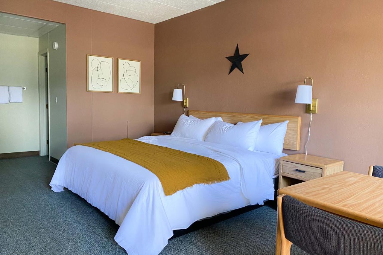 The Benson Motel - Benson, Mn - Us-12 Hwy Εξωτερικό φωτογραφία